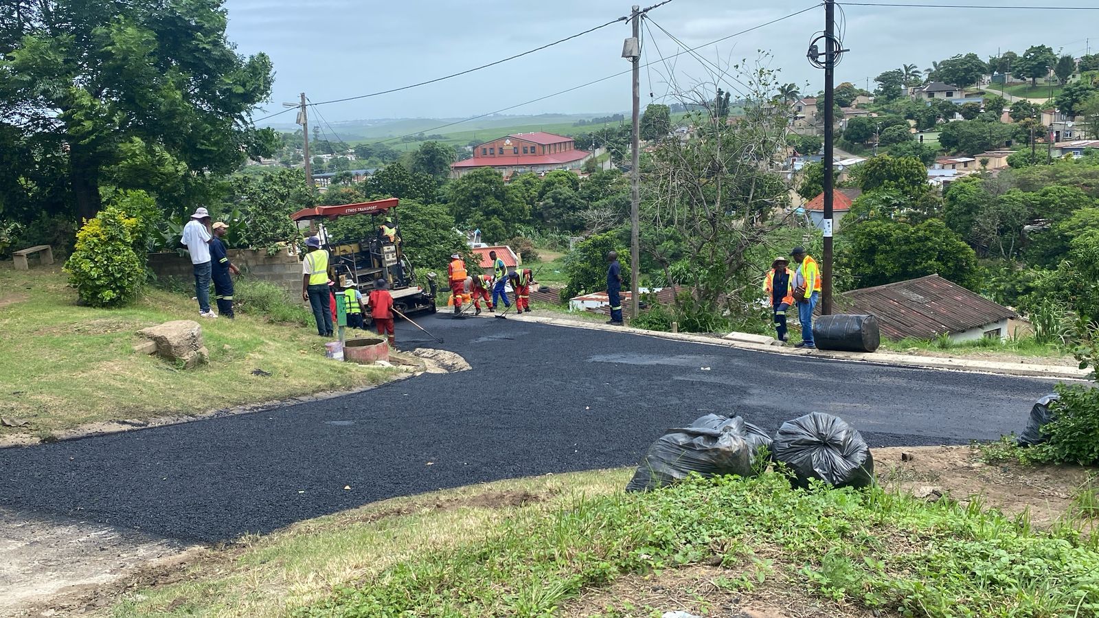 Tarring & asphalt image 10